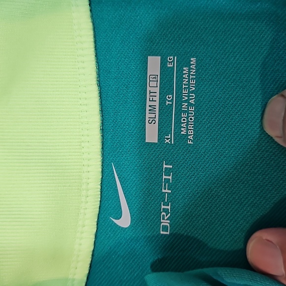 Nike Women's Strike Longsleeve Dri-Fit XL Slim Fit Top Brand New With Tags - Picture 5 of 6